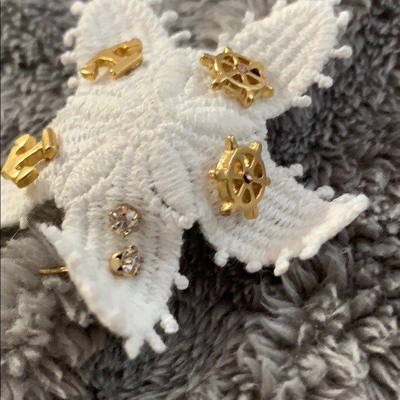 NWT 3 Pairs of Gold Earring Studs - Picture 2 of 6